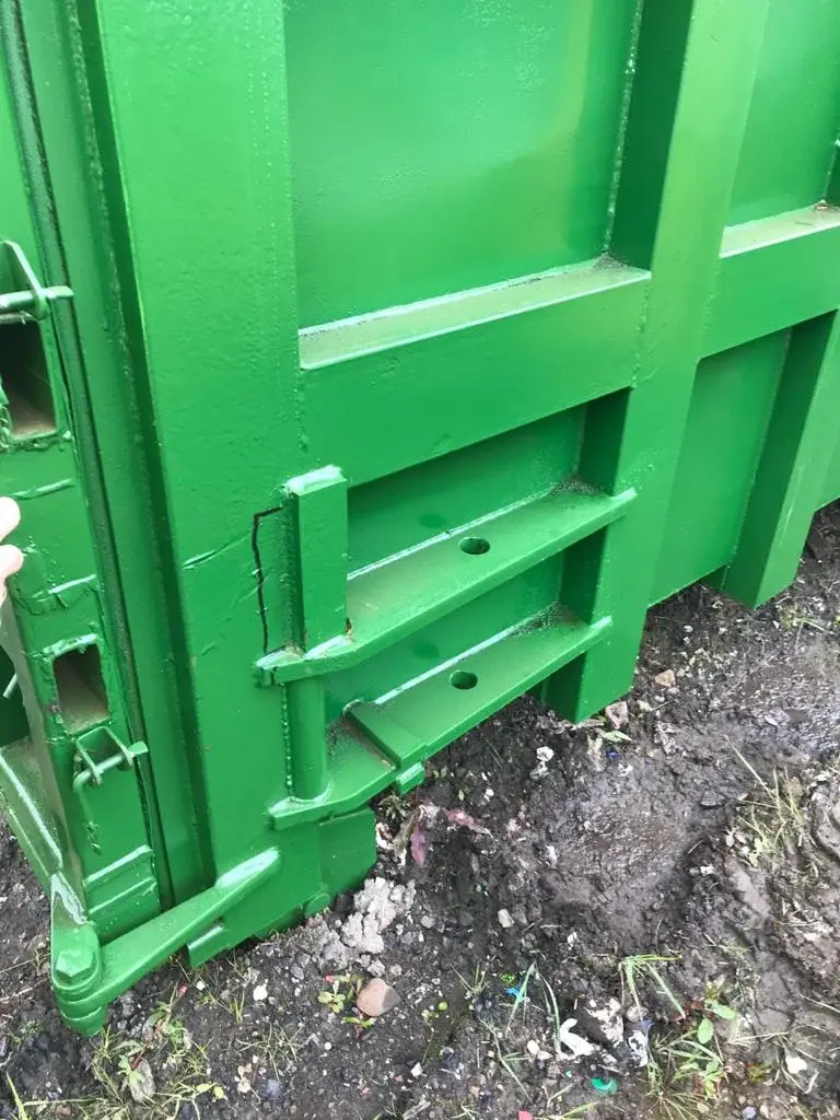 resprayed container
